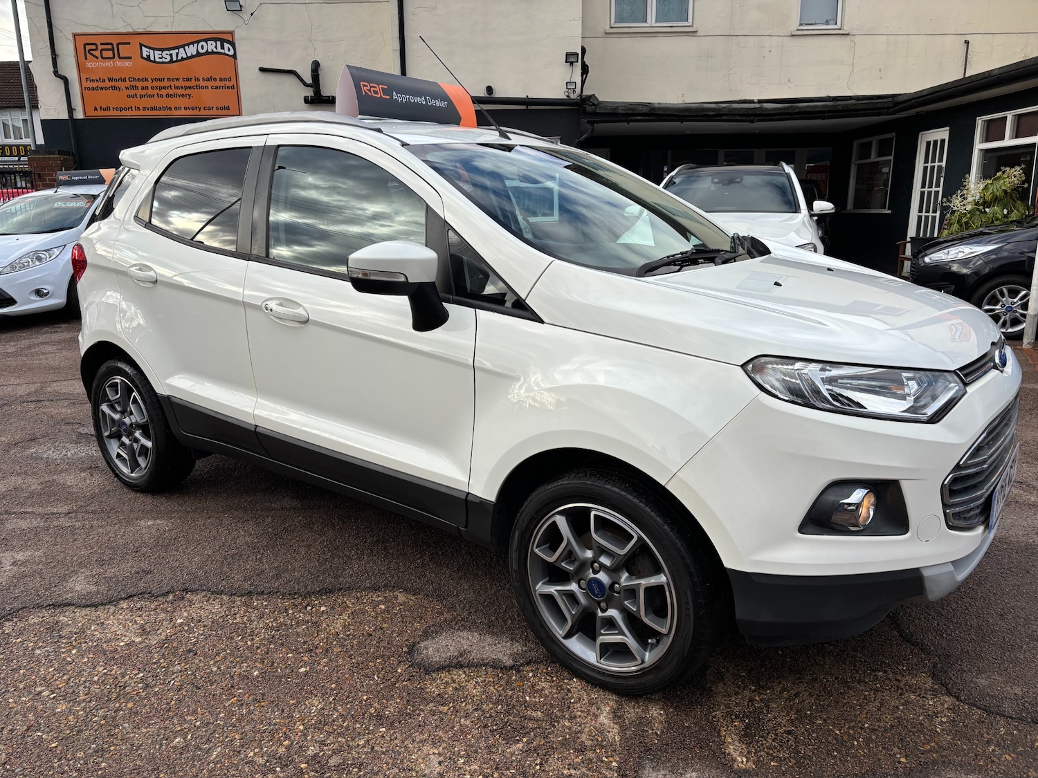 Used Ford Ecosport 2016 for sale - 77103319: Photo 3