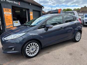 Used Ford Fiesta 2015 for sale - 74566711: Photo
