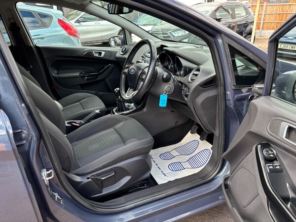 Used Ford Fiesta 2015 for sale - 74566711: Photo 8