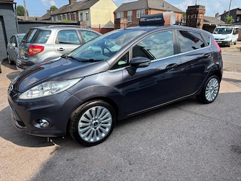Used Ford Fiesta 2010 for sale - 79206094: Photo