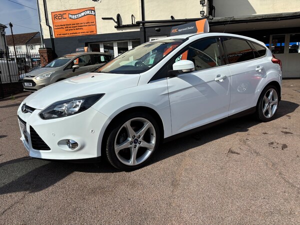 Used Ford Focus 2014 for sale - 75480915: Photo 4
