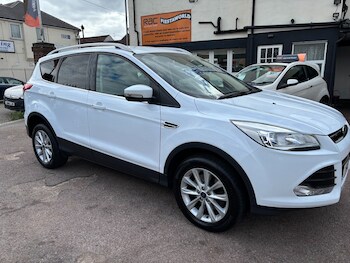Used Ford Kuga 2015 for sale - 75592140: Photo