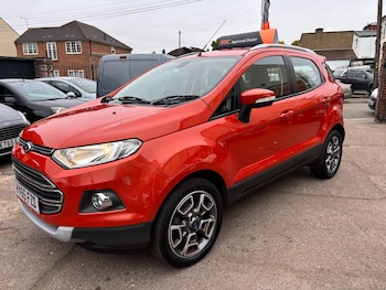 Used Ford Ecosport 2015 for sale - 76180385: Photo