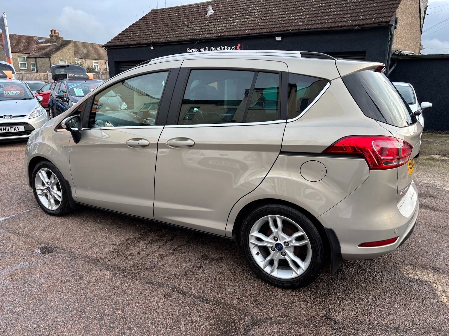 Used Ford B-MAX 2015 for sale - 76891736: Photo 6