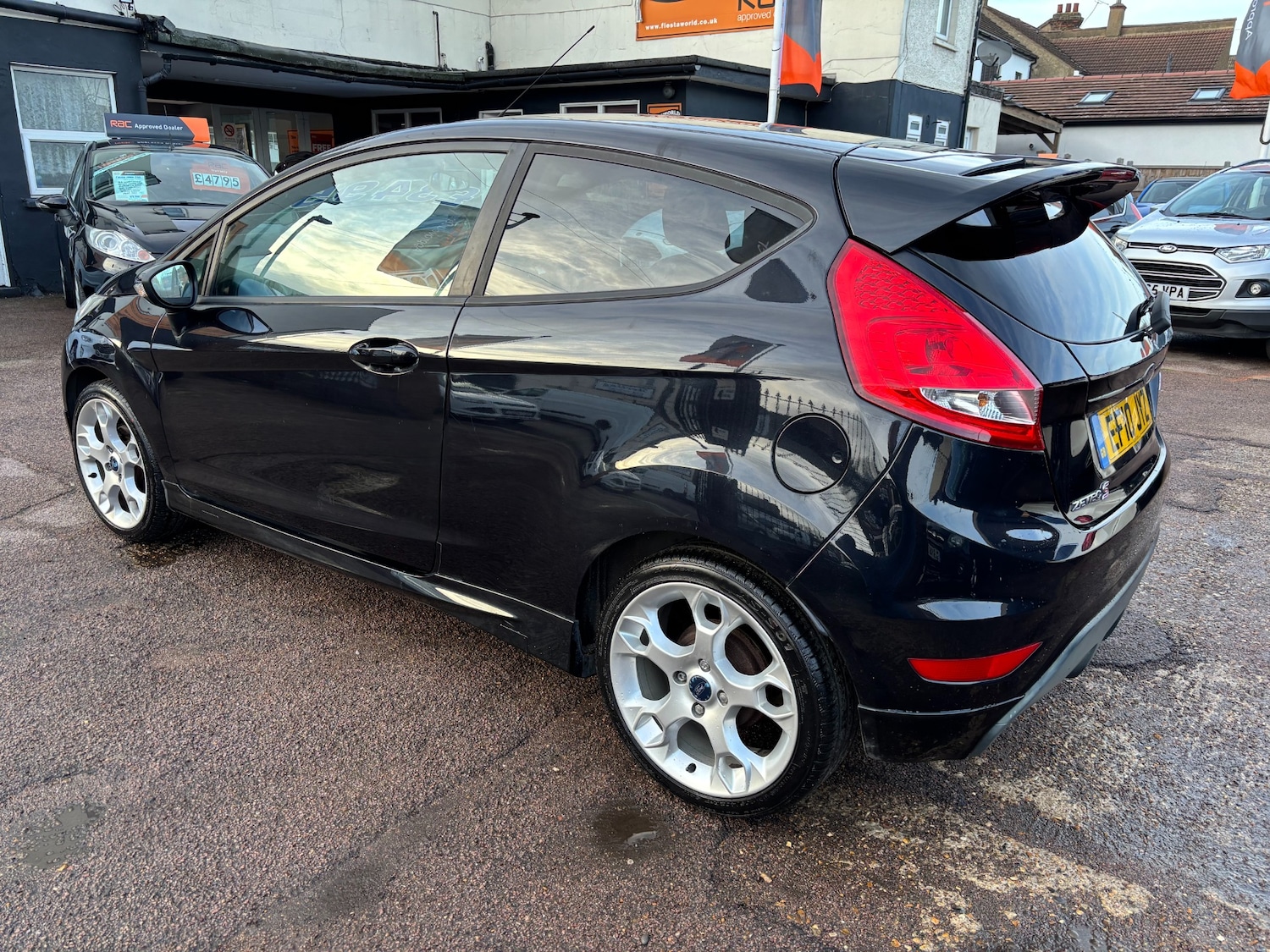 Used Ford Fiesta 2010 for sale - 77258507: Photo 5