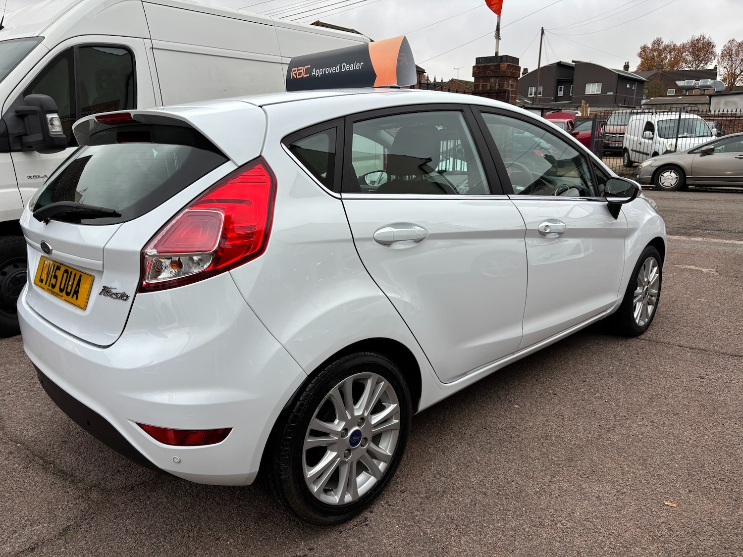 Used Ford Fiesta 2015 for sale - 76502842: Photo 8