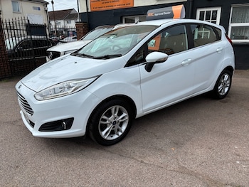 Used Ford Fiesta 2015 for sale - 78189604: Photo