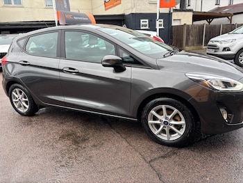 Used Ford Fiesta 2019 for sale - 77296342: Photo