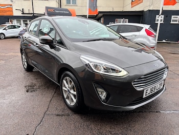 Used Ford Fiesta 2019 for sale - 77296342: Photo