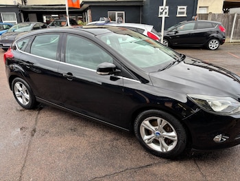 Used Ford Focus 2011 for sale - 77258510: Photo