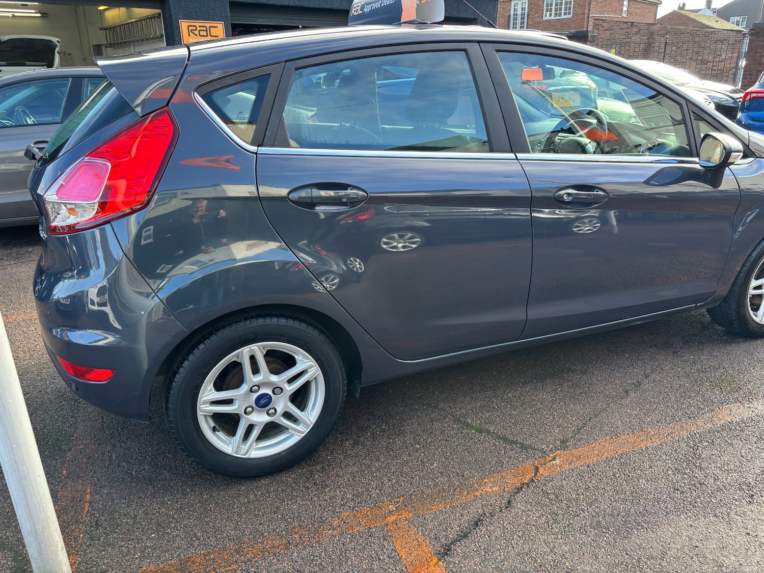Used Ford Fiesta 2013 for sale - 77406547: Photo 4