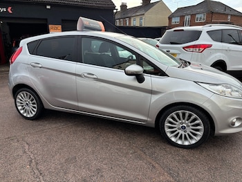 Used Ford Fiesta 2011 for sale - 75849105: Photo