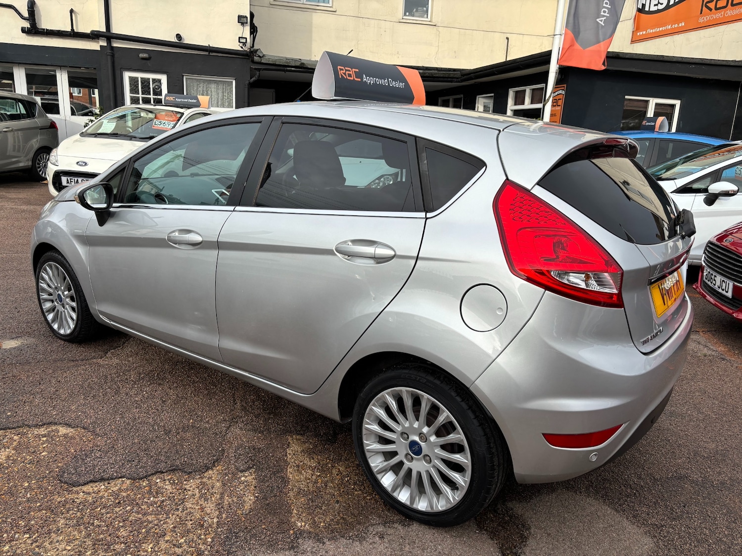 Used Ford Fiesta 2011 for sale - 75849105: Photo 5
