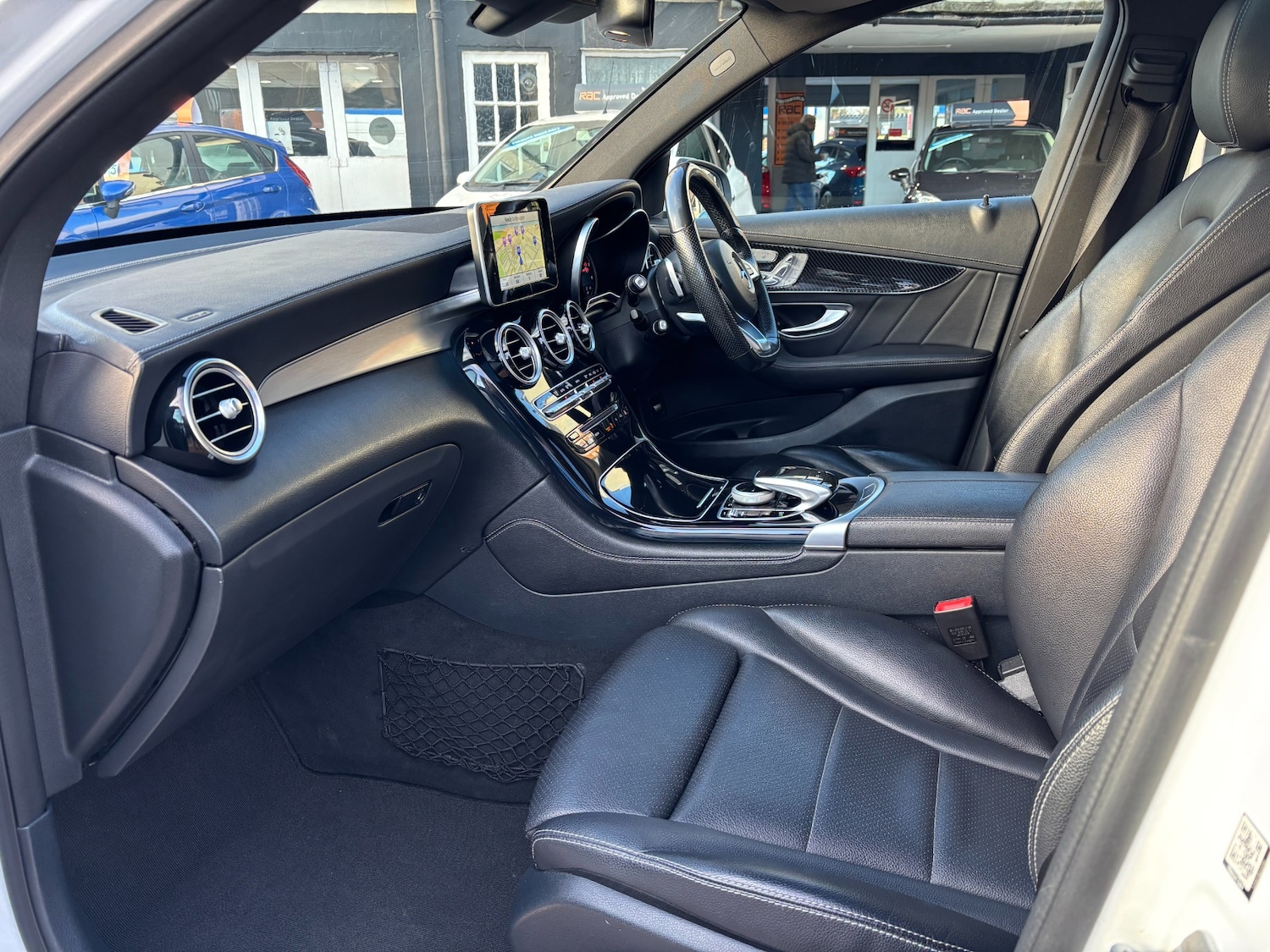 Used Mercedes-Benz GLC 2016 for sale - 77198054: Photo 5