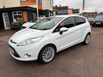Used Ford Fiesta 2011 for sale - 77651084: Photo