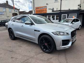 Used Jaguar F-Pace 2018 for sale - 74770278: Photo