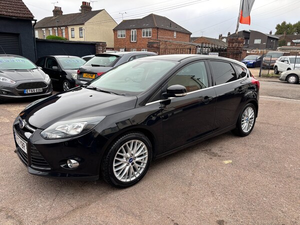 Used Ford Focus 2013 for sale - 76253260: Photo 4
