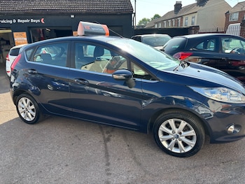Used Ford Fiesta 2010 for sale - 74491305: Photo