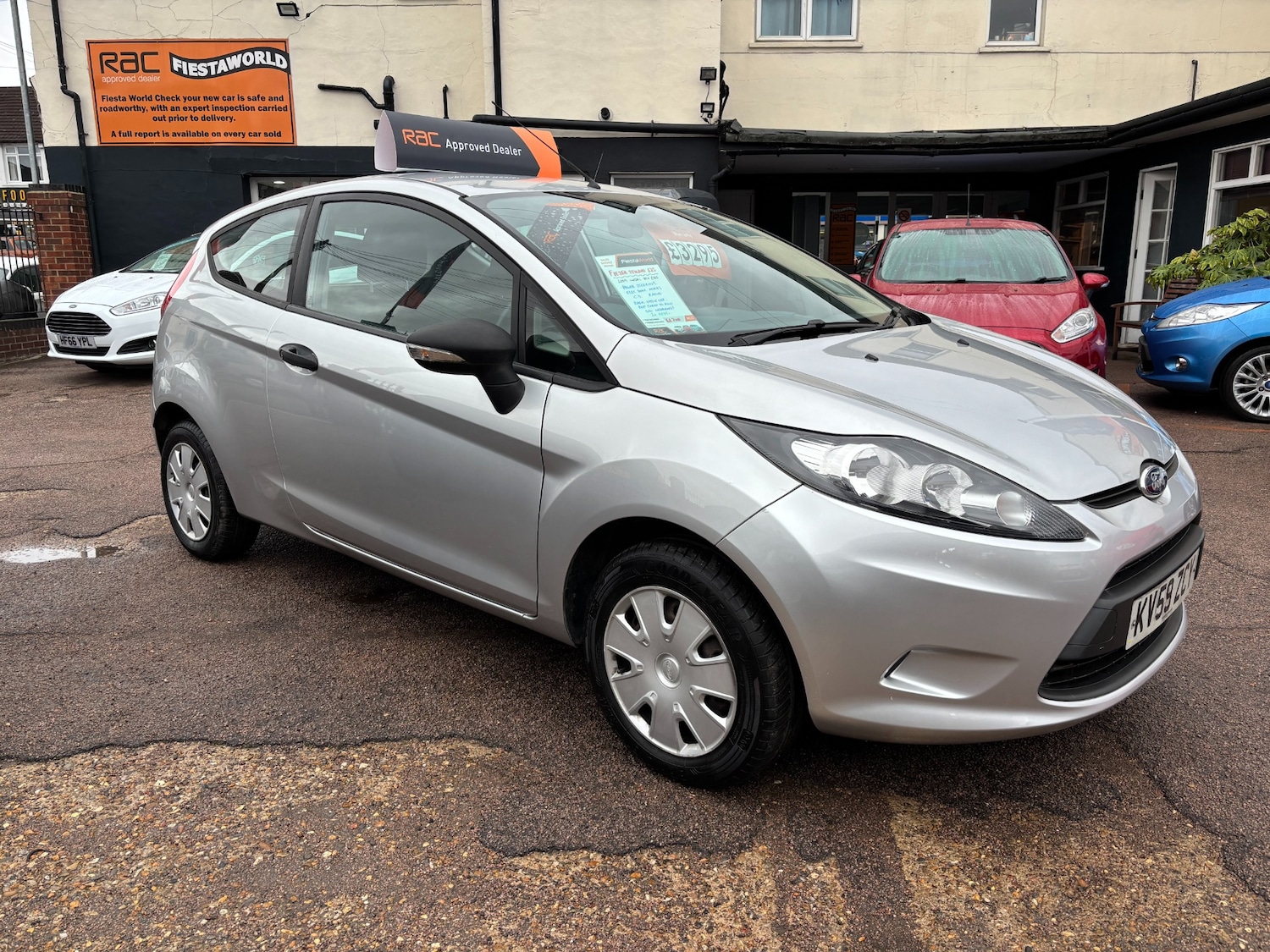 Used Ford Fiesta 2009 for sale - 76127660: Photo 2