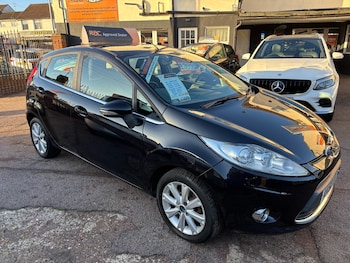 Used Ford Fiesta 2010 for sale - 76611163: Photo