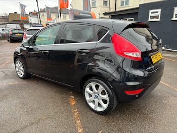 Used Ford Fiesta 2009 for sale - 77245004: Photo