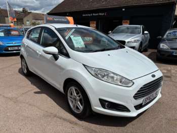 2013 (63) - 1.25 82 Zetec 5dr