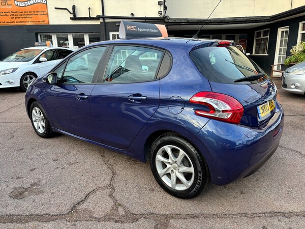 Used Peugeot 208 2013 for sale - 76316448: Photo 6
