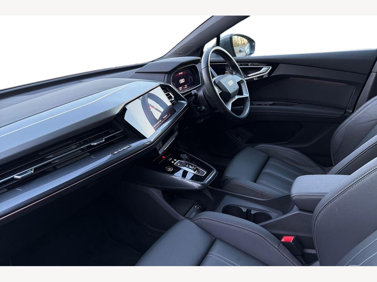 Used Audi Q4 e-tron 2023 for sale - 76675489: Photo 2