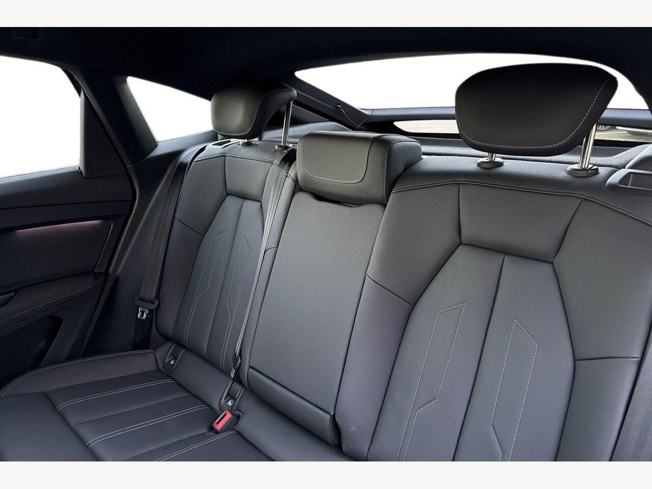 Used Audi Q4 e-tron 2023 for sale - 76675489: Photo 8