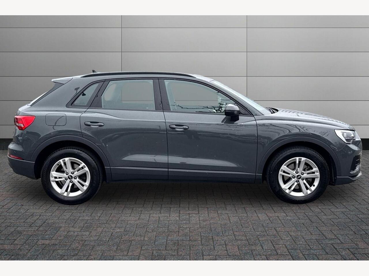 Used Audi Q3 2023 for sale - 77927039: Photo 4