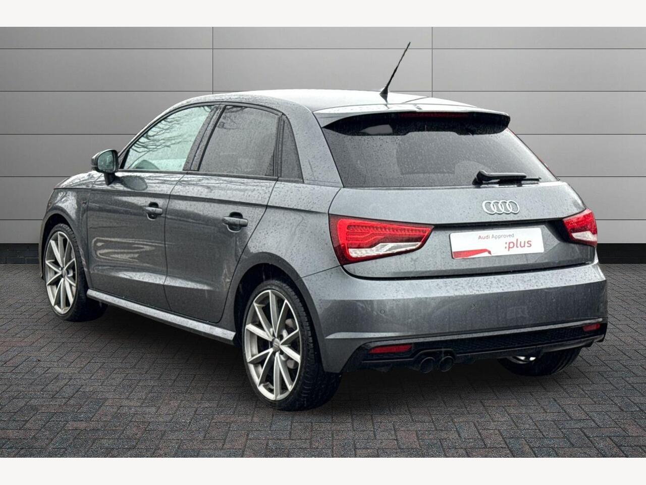 Used Audi A1 2017 for sale - 76999079: Photo 3
