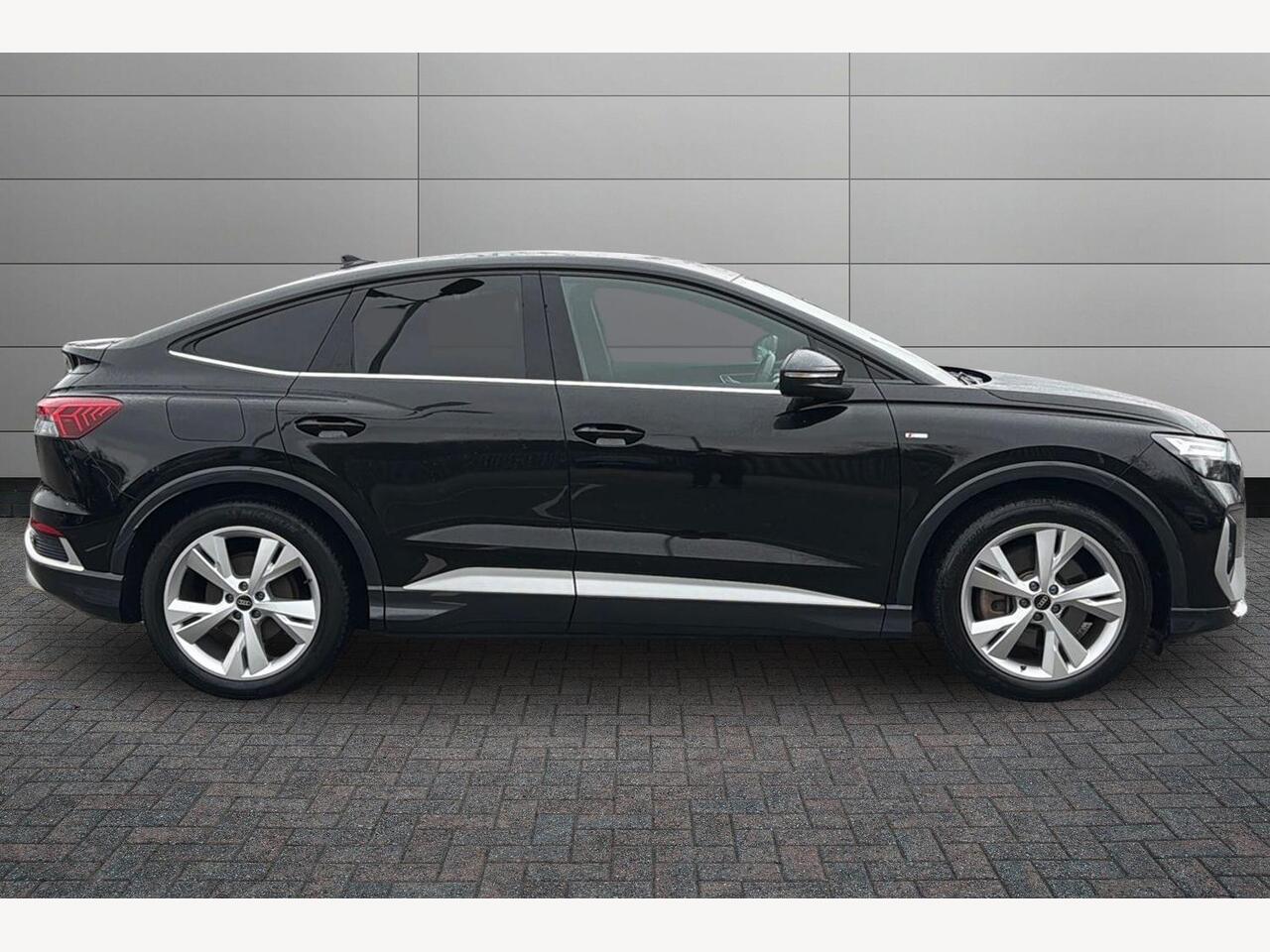 Used Audi Q4 e-tron 2022 for sale - 77512401: Photo 5