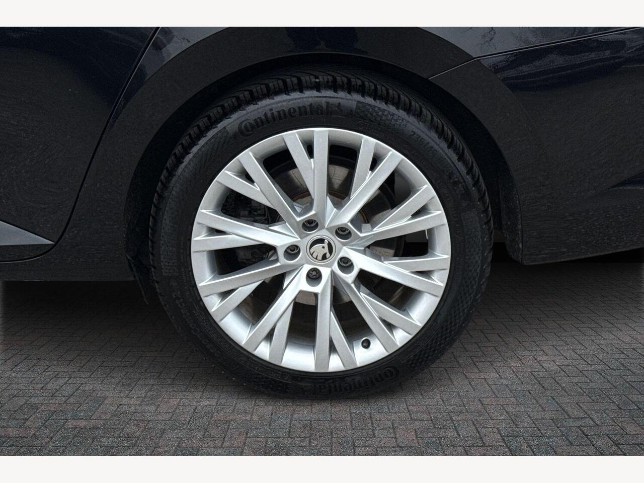 Used Skoda Superb 2023 for sale - 77613865: Photo 5