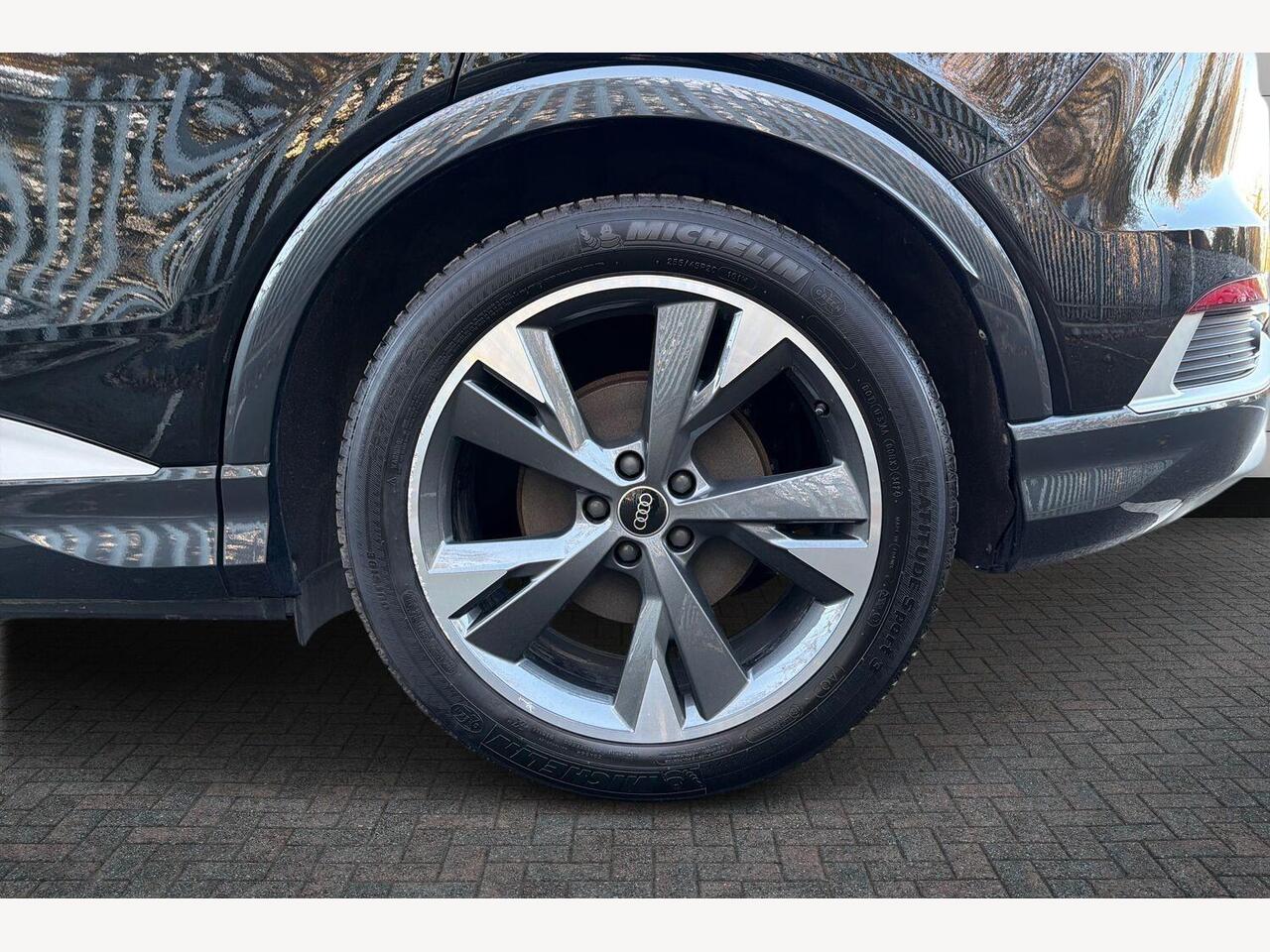 Used Audi Q4 e-tron 2022 for sale - 76745018: Photo 5