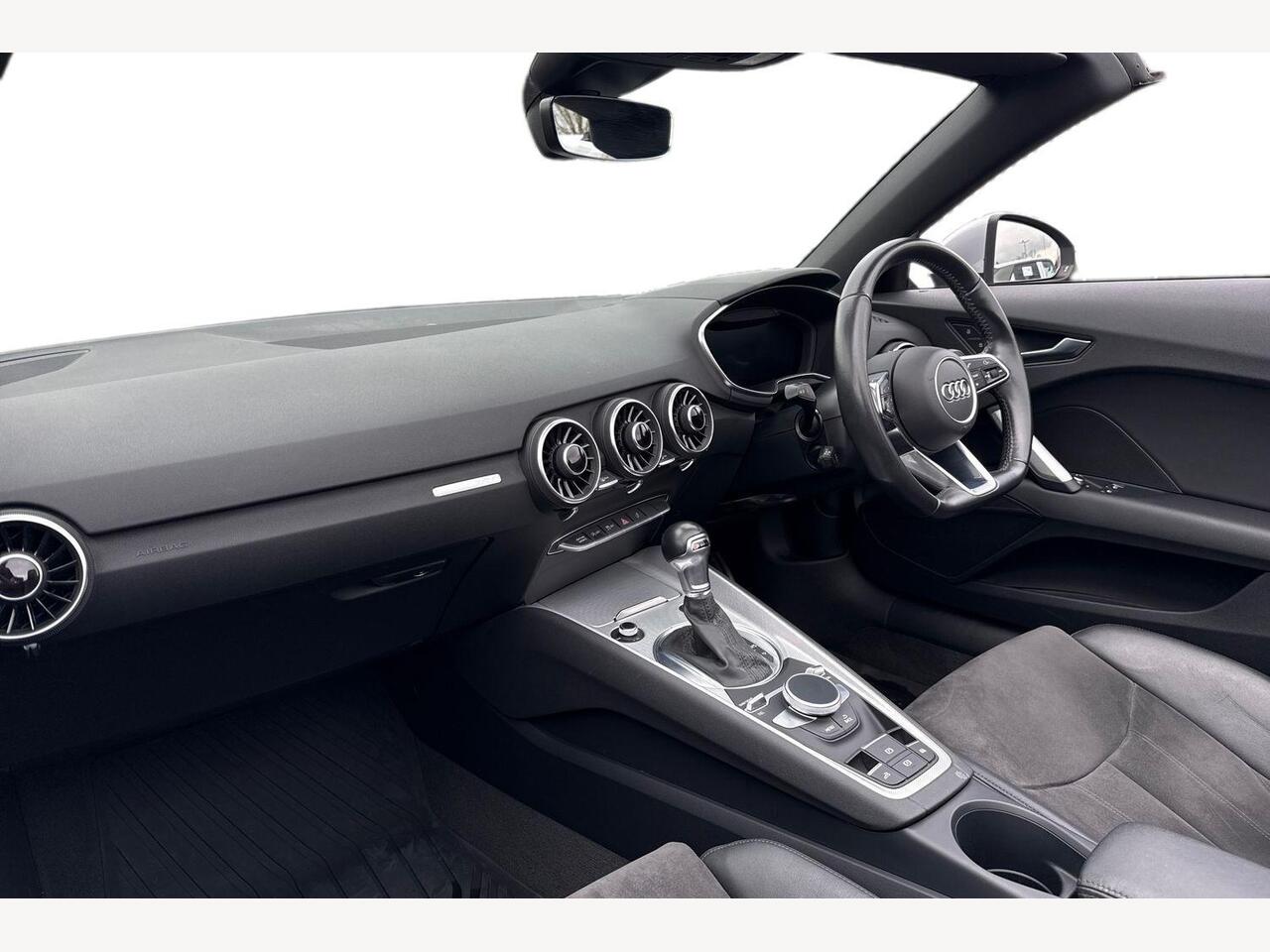 Used Audi TT 2022 for sale - 77910932: Photo 2