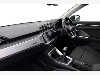 Used Audi Q3 2023 for sale - 78244015: Photo