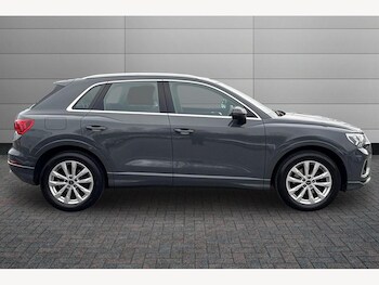 Used Audi Q3 2023 for sale - 78244015: Photo