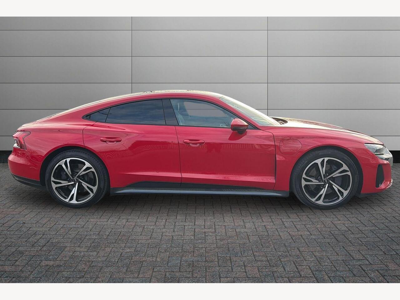 Used Audi e-tron GT 2023 for sale - 77498335: Photo 5