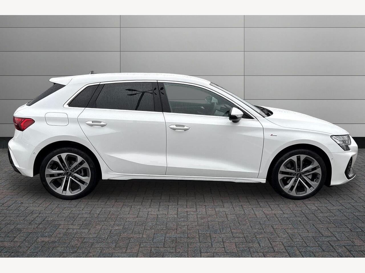 Used Audi A3 2025 for sale - 76680179: Photo 4