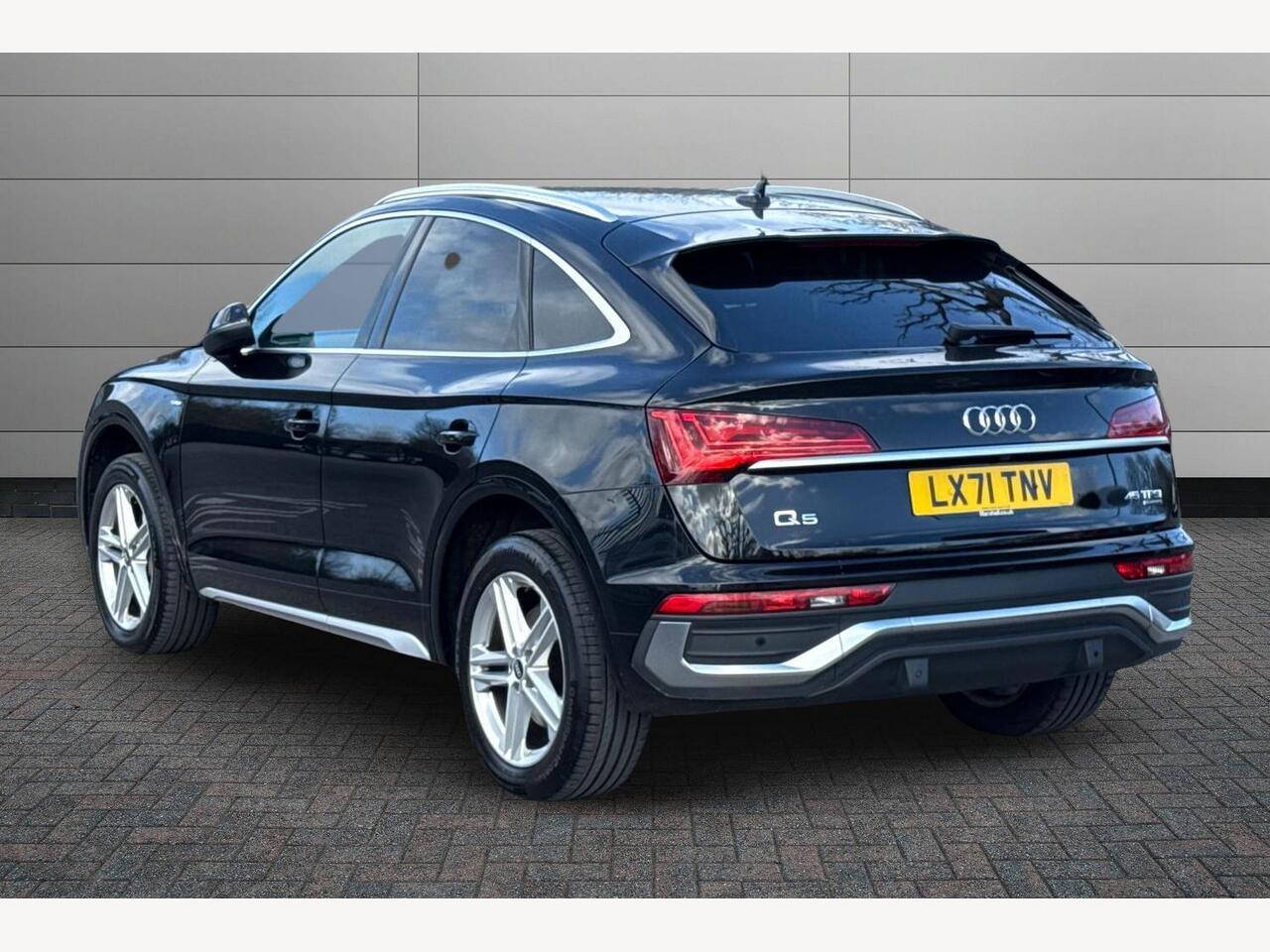 Used Audi Q5 2021 for sale - 77841208: Photo 3