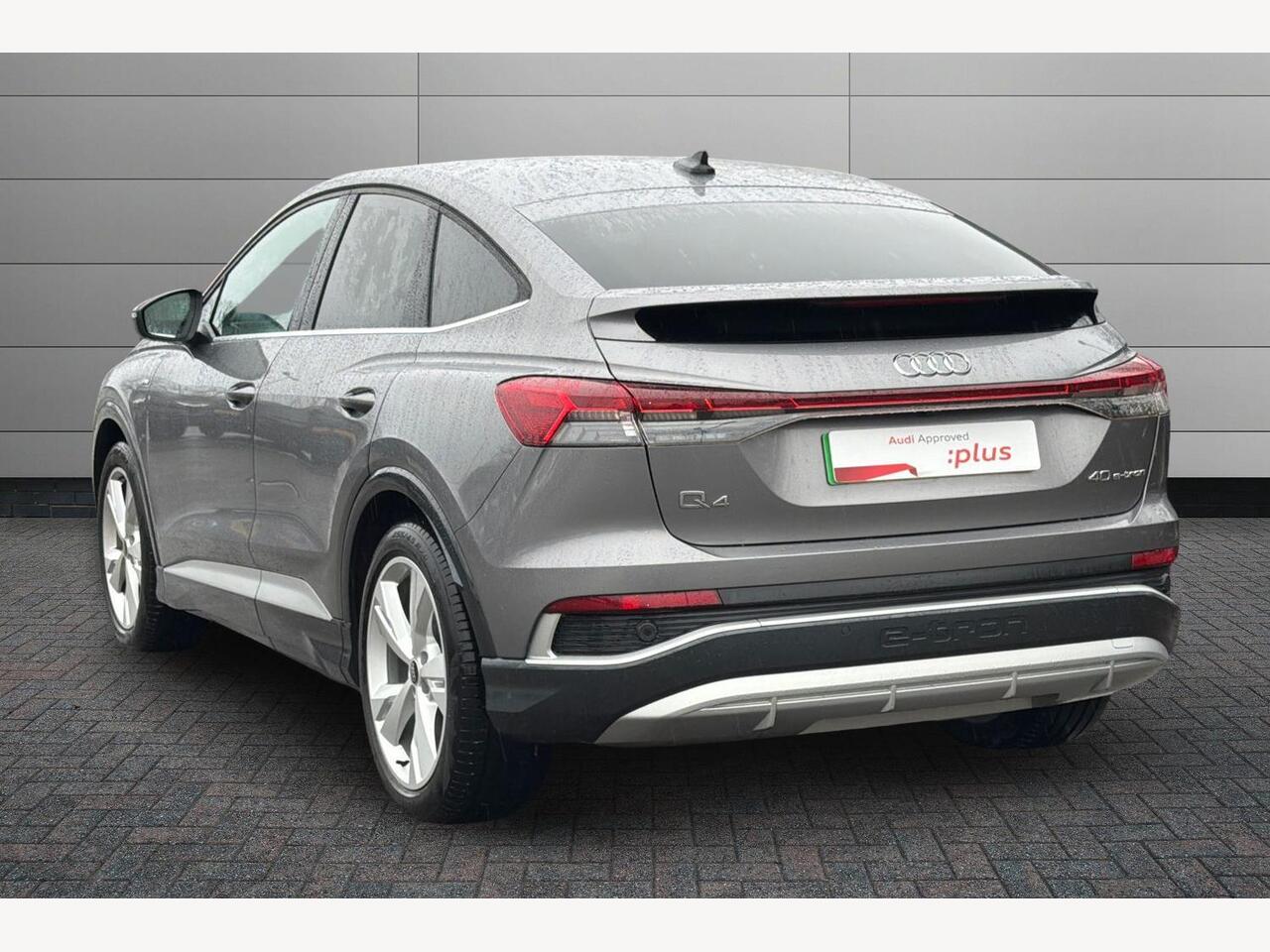 Used Audi Q4 e-tron 2023 for sale - 76999101: Photo 3