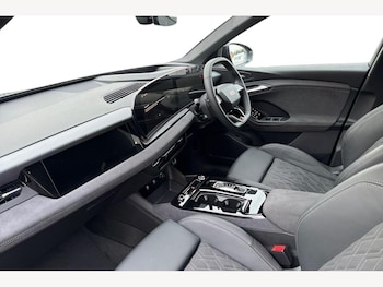 Used Audi Q6 e-tron 2025 for sale - 77809811: Photo