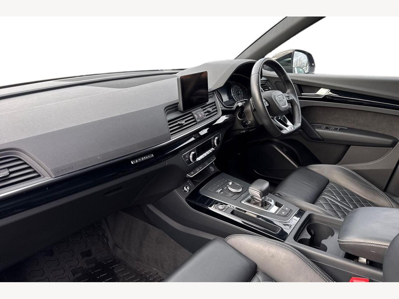 Used Audi Q5 2019 for sale - 77785853: Photo 2