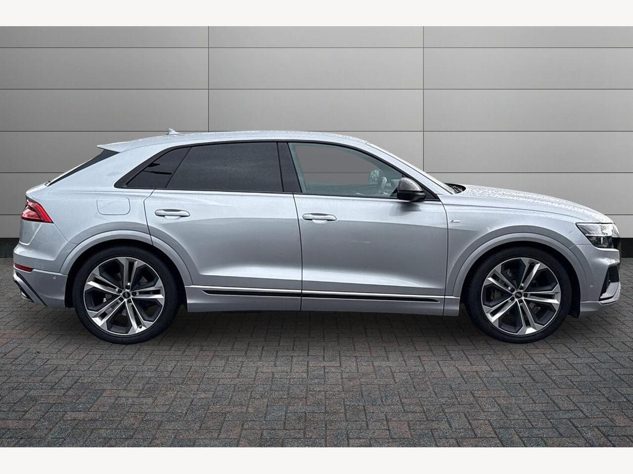 Used Audi Q8 2021 for sale - 76680805: Photo 4