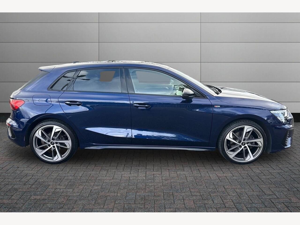 Used Audi A3 2023 for sale - 76914654: Photo 4