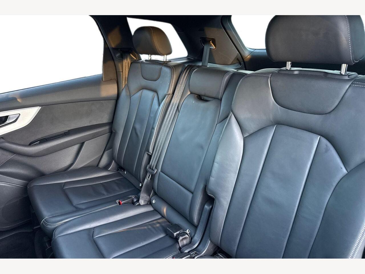 Used Audi Q7 2023 for sale - 77346526: Photo 8