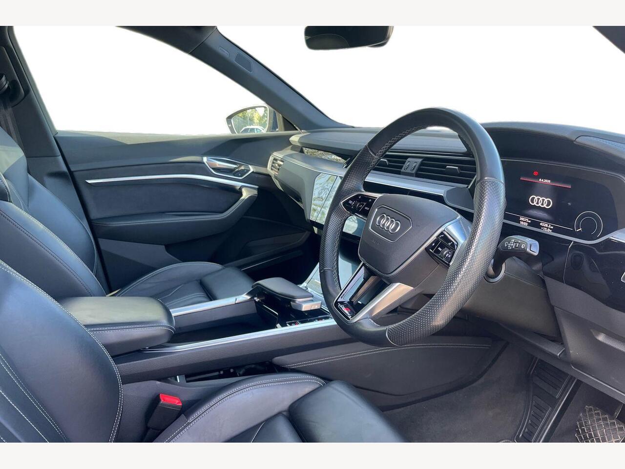 Used Audi e-tron 2022 for sale - 78169182: Photo 6