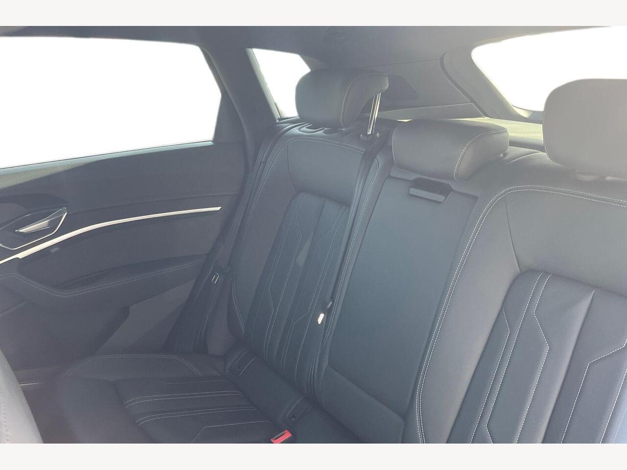 Used Audi e-tron 2022 for sale - 78169182: Photo 8