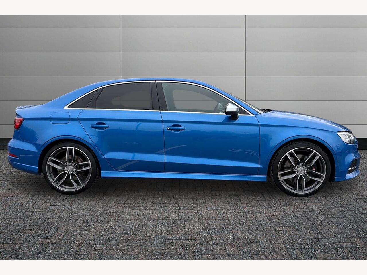 Used Audi A3 2017 for sale - 77360396: Photo 4