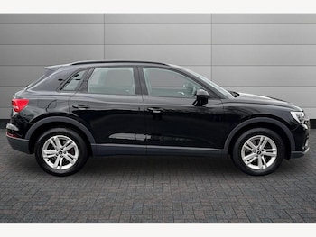 Used Audi Q3 2023 for sale - 78202383: Photo